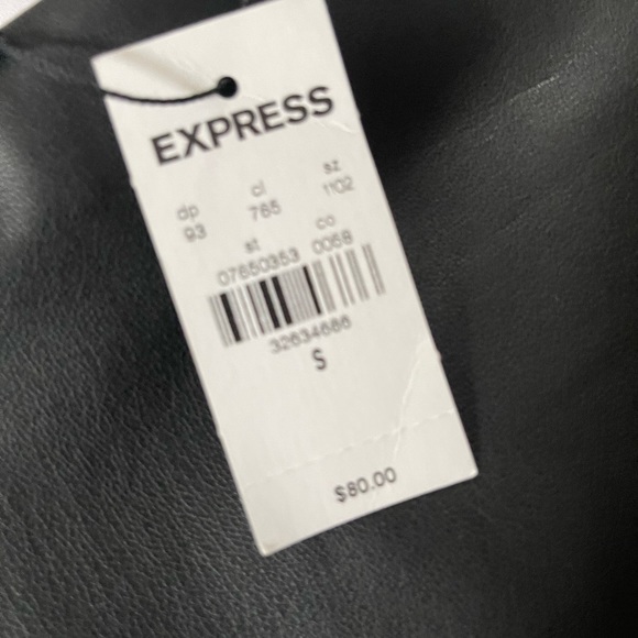 Faux leather pencil skirt from express - Picture 4 of 8